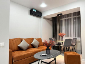 New Cozy 1bd Unbeatable location